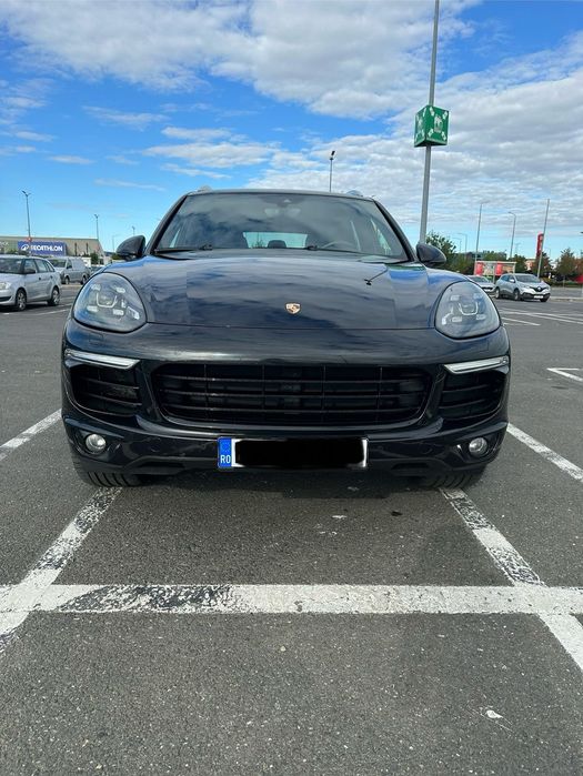 Porsche Cayenne Porsche Cayenne S