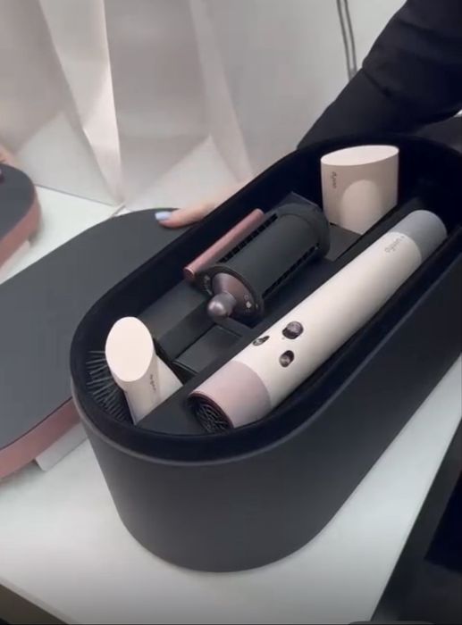 Продам Dyson оригинал