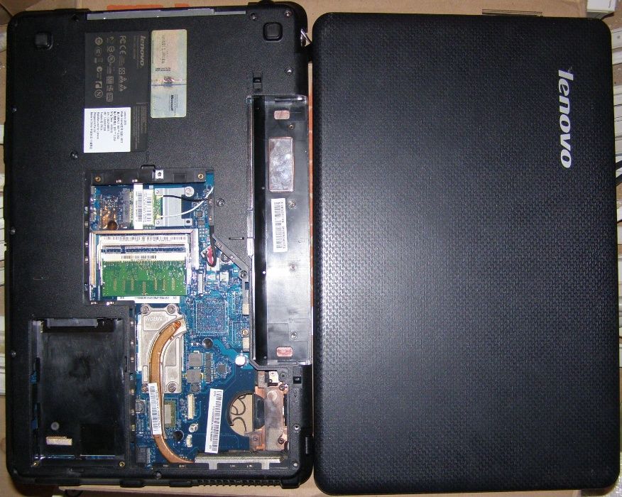 Laptop Lenovo N500 si G555, Acer Travelmate 5520 si Acer Extensa 5230E