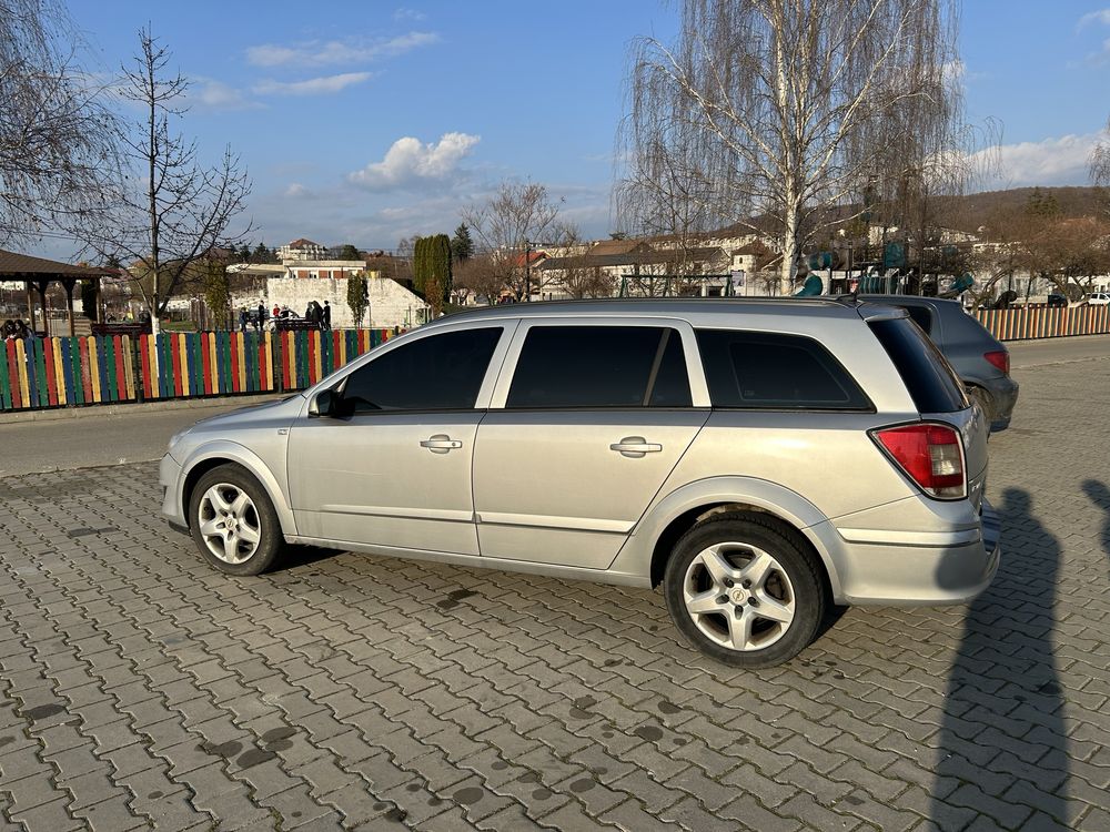 Opel Astra H 2008