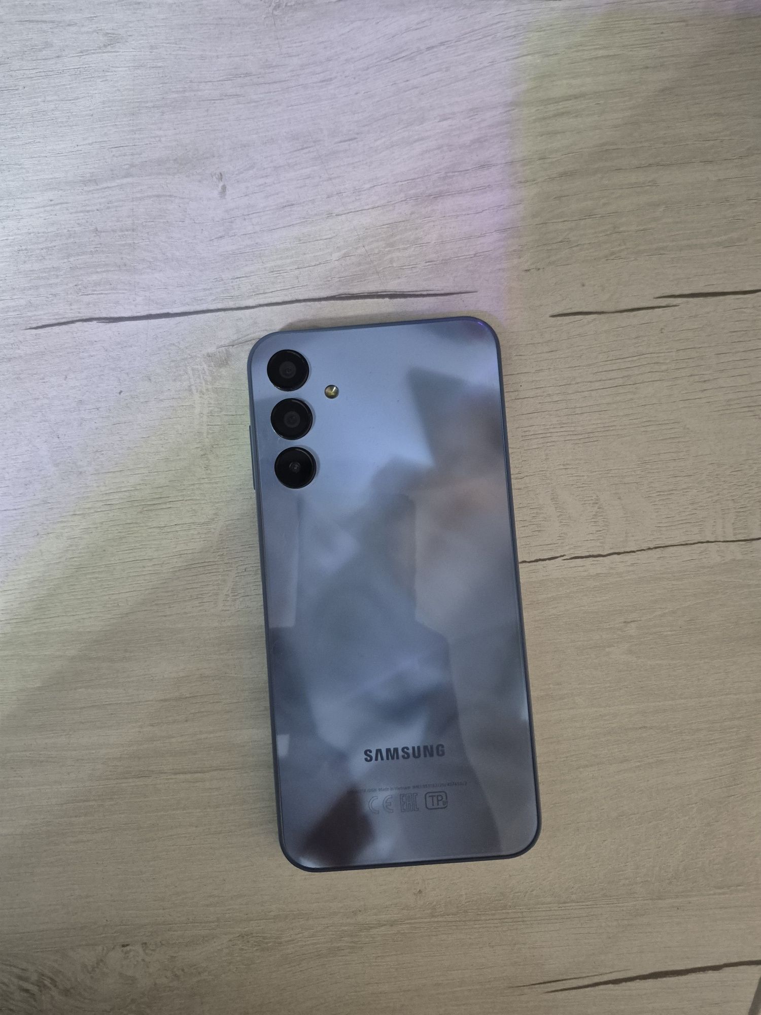Samsung A15 telefon sotiladi aybi yo‘q.