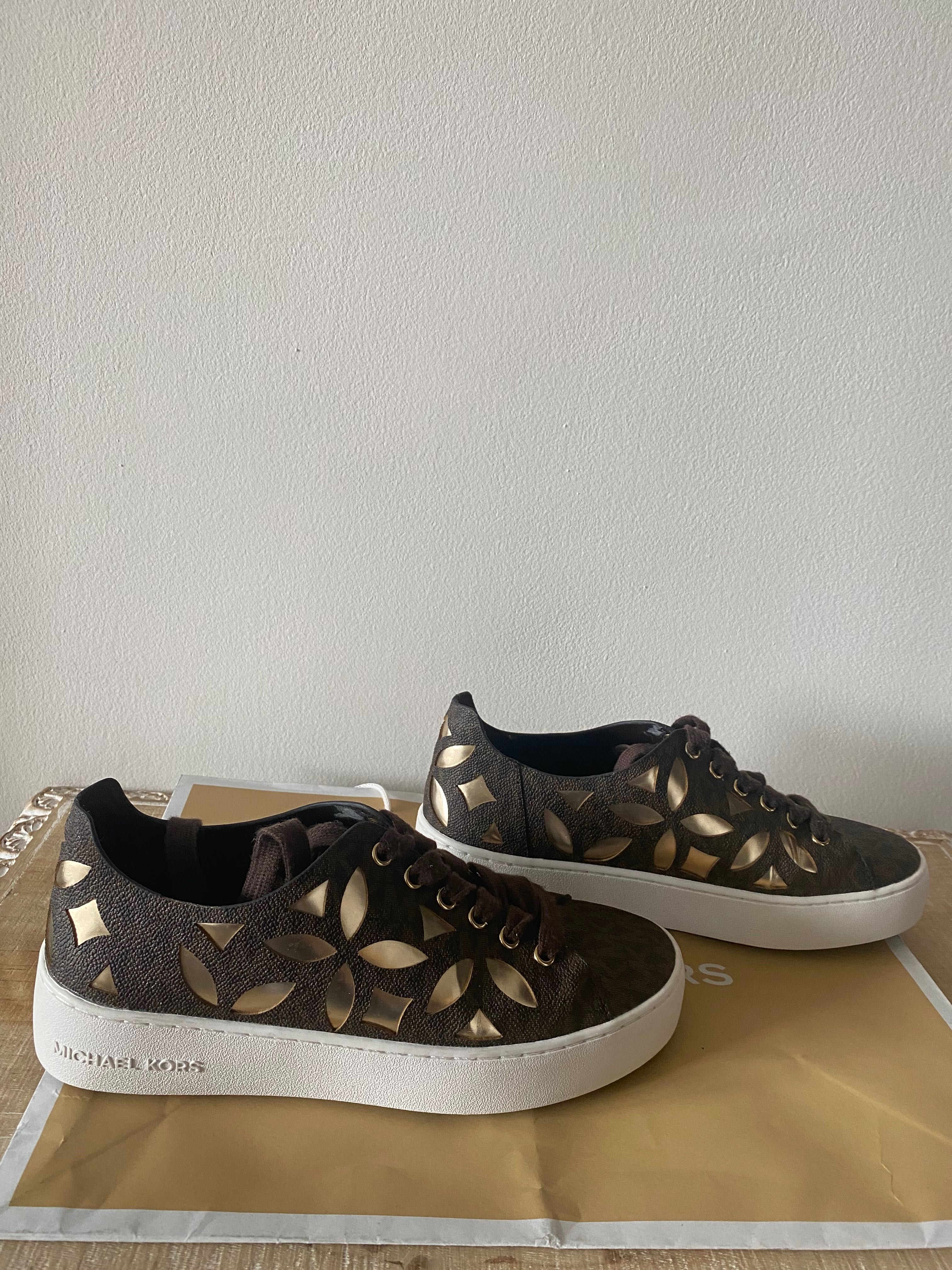 Michael Kors обувки