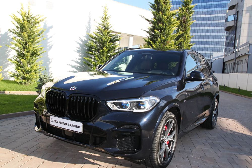 BMW X5 Msport/ Sky Lounge/ Laser/ Head Up/ HK/ Clima 4x/ BSI+BRI/ TVA D