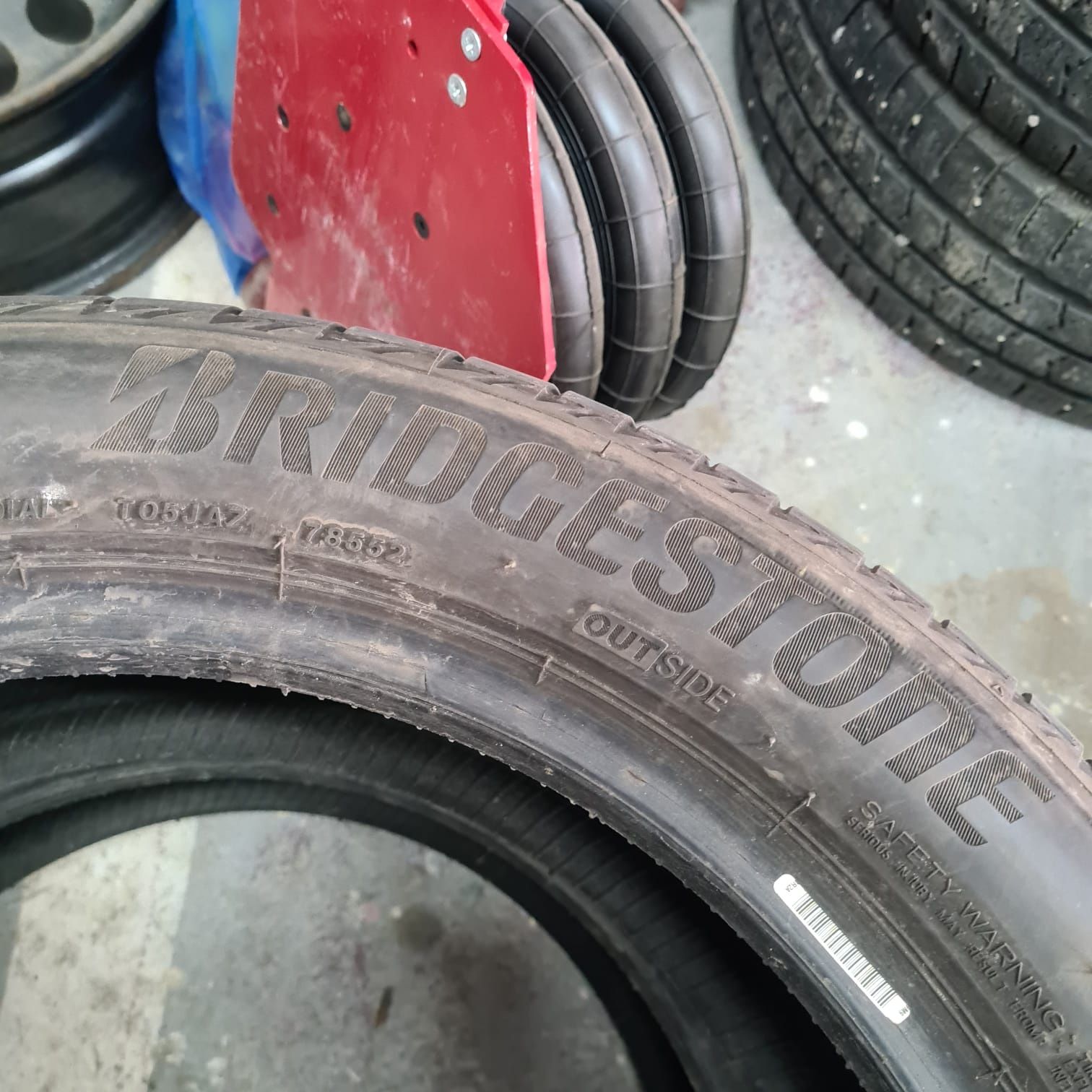 2 x225/50/18 BRIDGESTONE PROFIL 6MM Stare impecabila