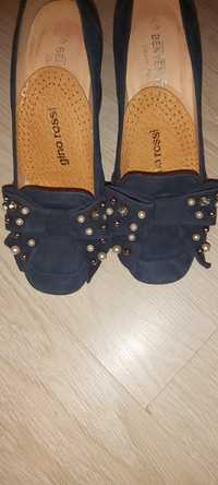 Pantofi bleumarin cu toc gros