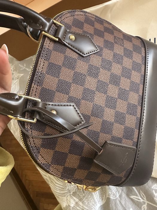 Poseta Louis Vuitton Alma