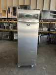 Frigider horeca marca Foster.