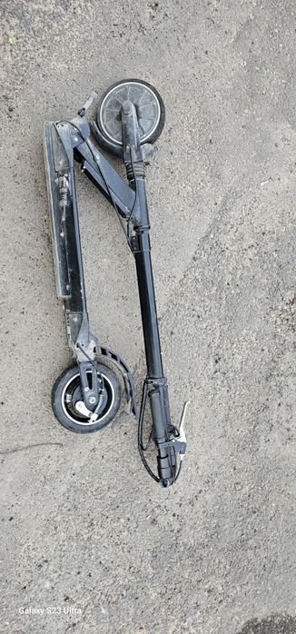 Продам электросамокат