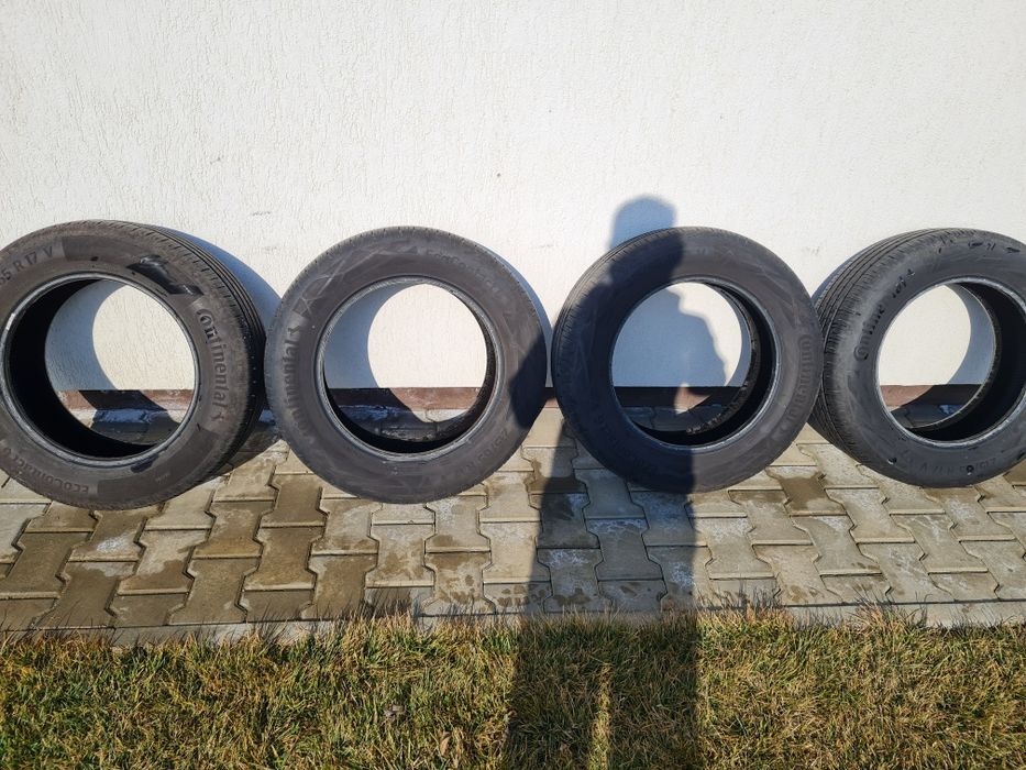 Anvelope vara Continental 215/65/r17 dot 4.2022