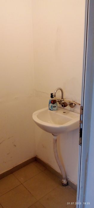 Дава се под наем Магазин в Свищов - 89 кв.м за 214.2 € - Снимка #9