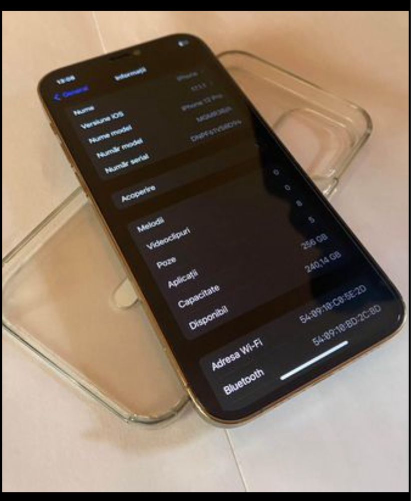 Vând iPhone 12 Pro de 205 6 de giga