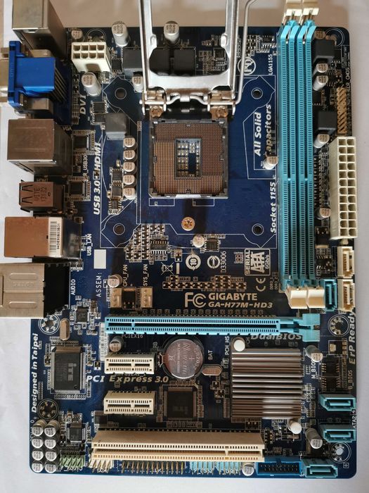 Компоненти за компютър: i5-3570 + GA H77M-HD3 + 16 GB DDR3 1600 MHz