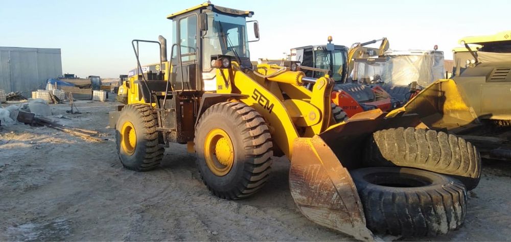Фронтальный погрузчик Sem 655d 2020г