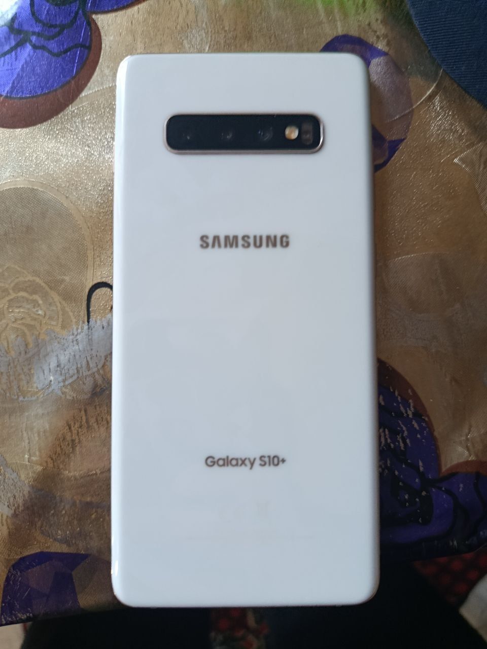 Samsung S10+ 512gb  sotiladi