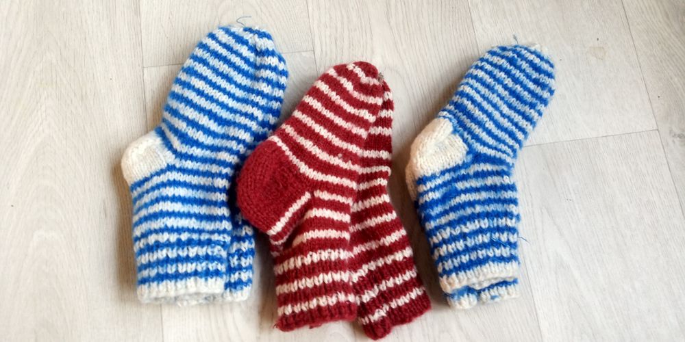 Детские вязаные носки