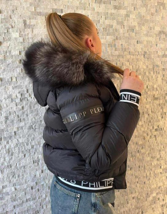 Топ модели якета с естествен косъм.