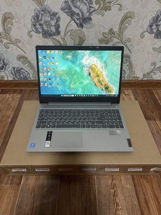 Продаю ноутбук в идеале Lenovo