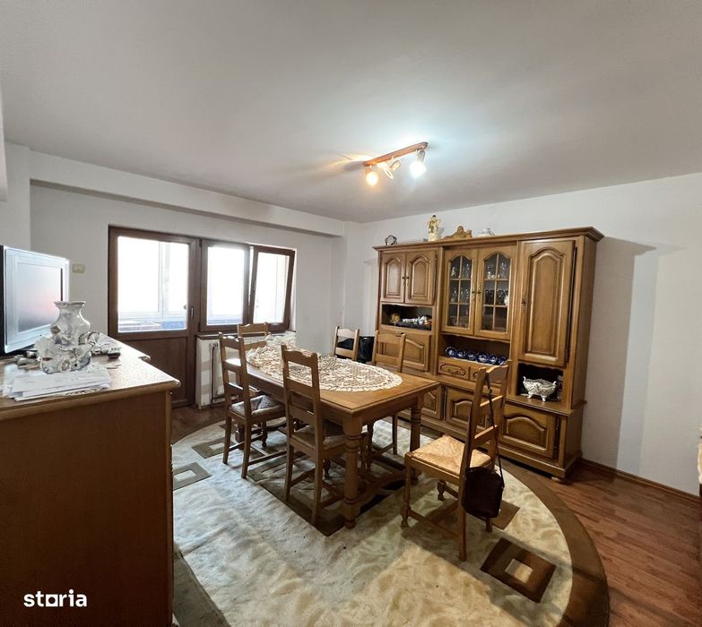 Apartament trei camere Aiud