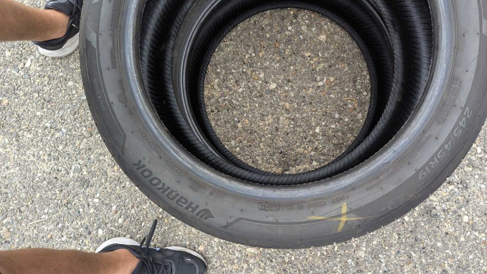 2 anvelope vara 245/45/19 Hankook +7 mm DOT 1125