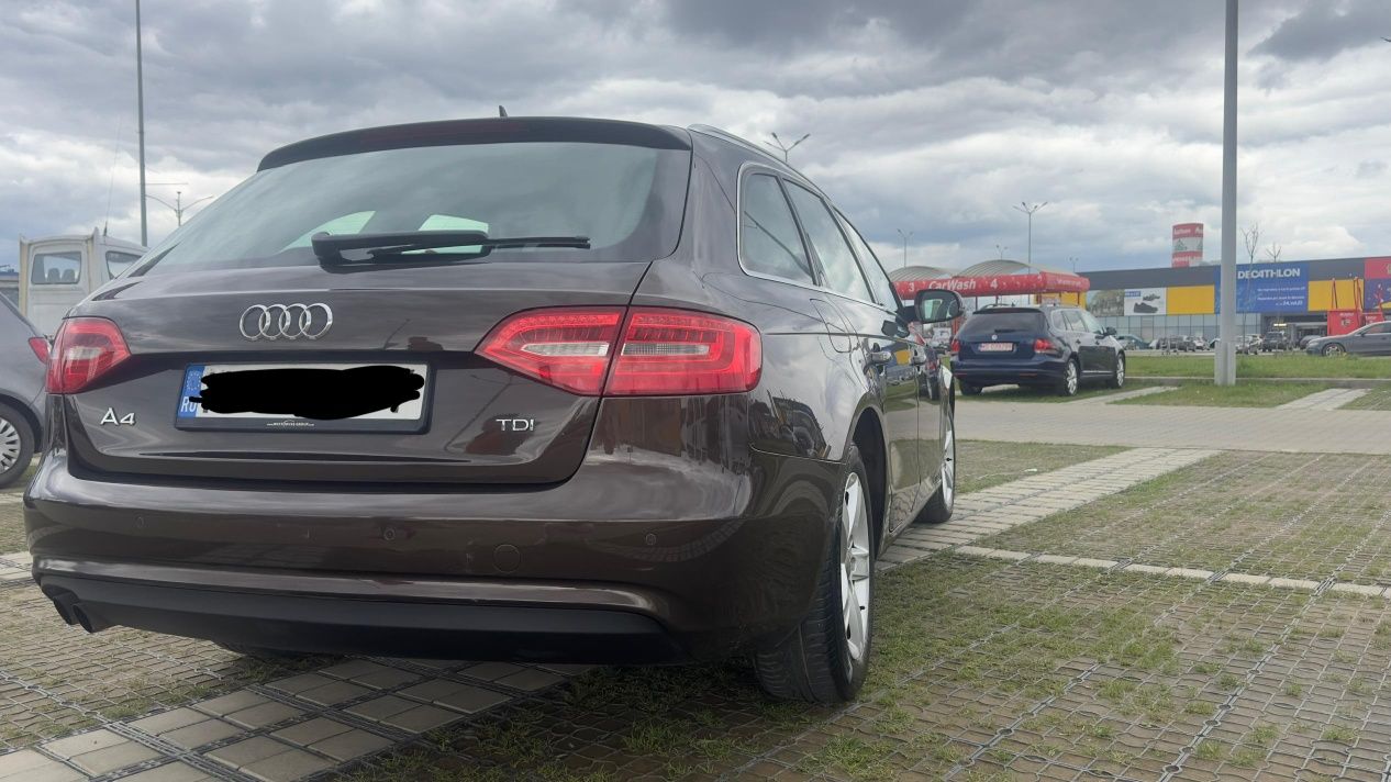 Vand audi A4 2013