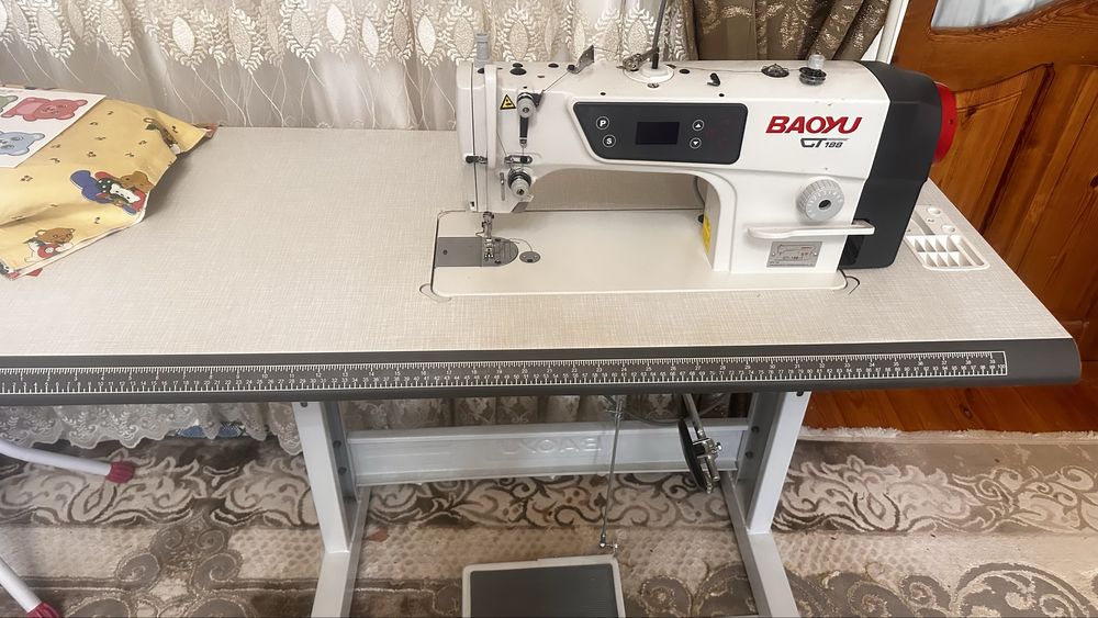 yangi holatda togri chok tikuv mashinasi Baoyu gt 188