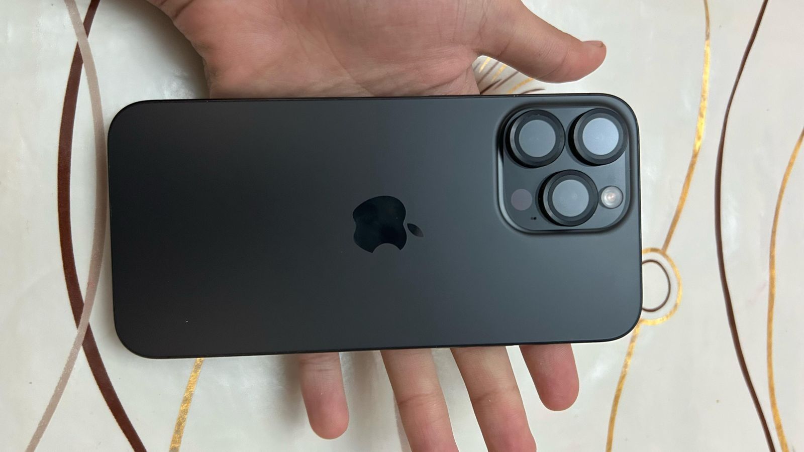 Iphone 15 pro maks