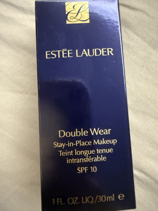 Фон дьо тен  Estee Lauder
