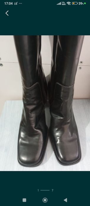 Cizme din piele naturală lăcuită, cu blană, mărimea 37