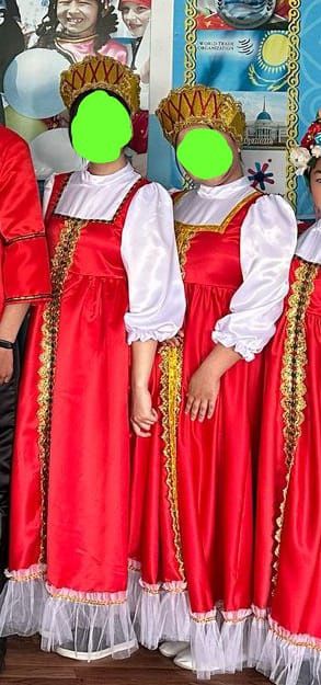 Продам русские народные костюмы