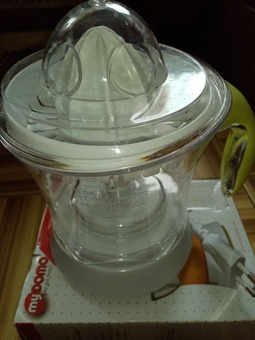 Цитрус преса нова