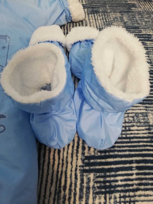 Зимен бебешки гащеризон