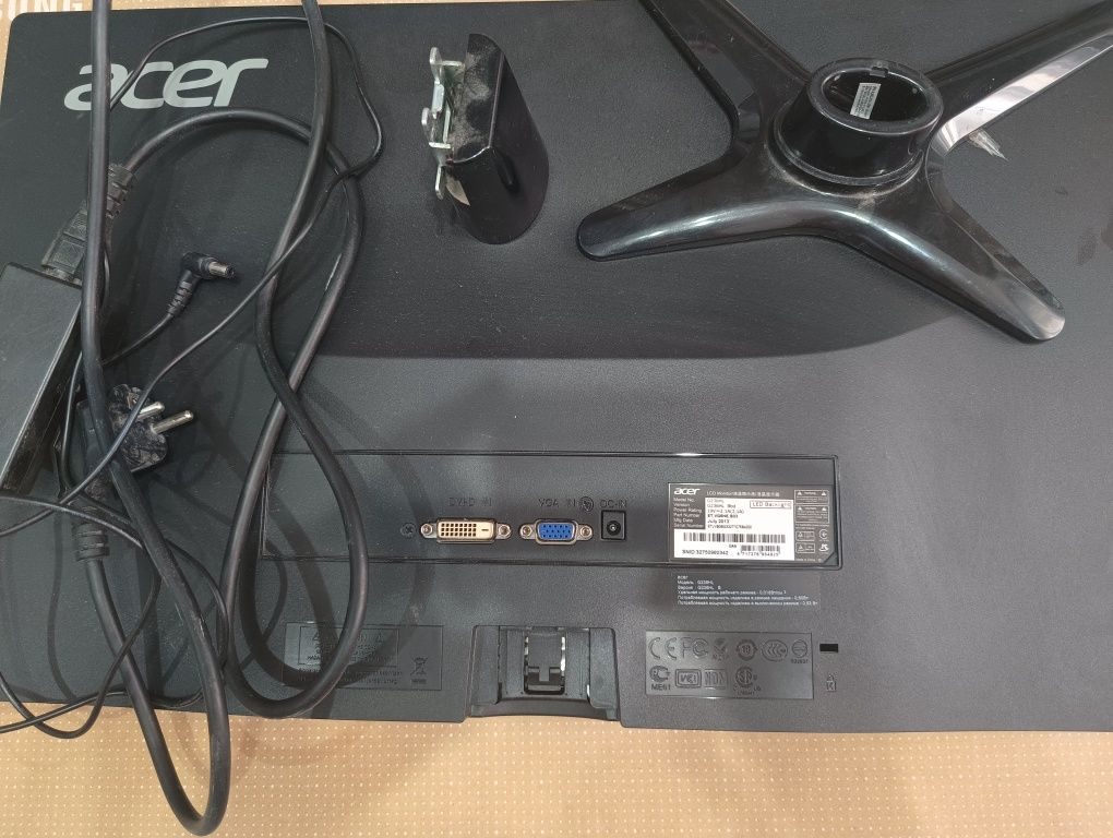 Продам два монитора Acer