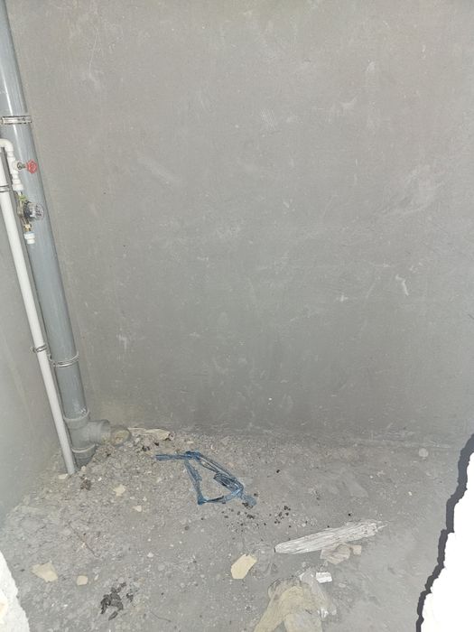 Гиштли 1 хонали квартира  тезда сотилади.