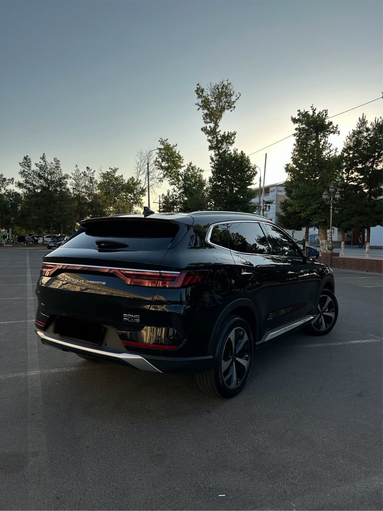 BYD song plus gibrid sotiladi 2023