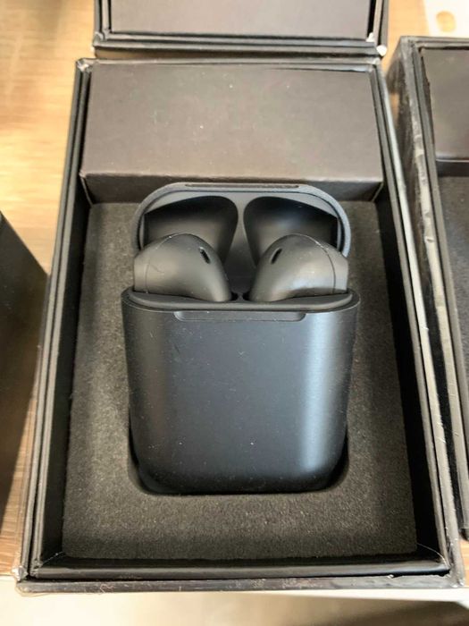 Напълно безжични слушалки с калъф за зареждане Mossmedia