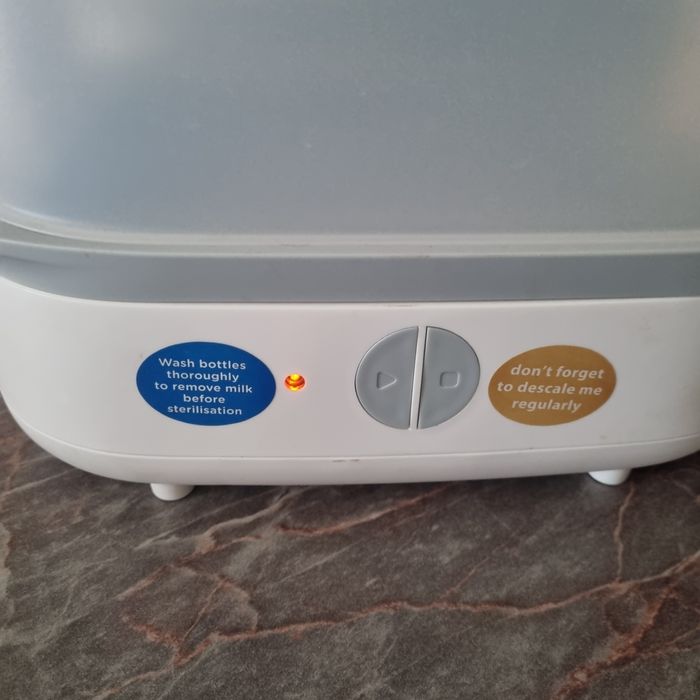 Sterilizator Tommee Tippee