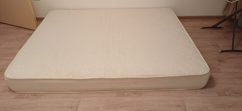 Продам матрц в отл. состоянии 10 000 тенге