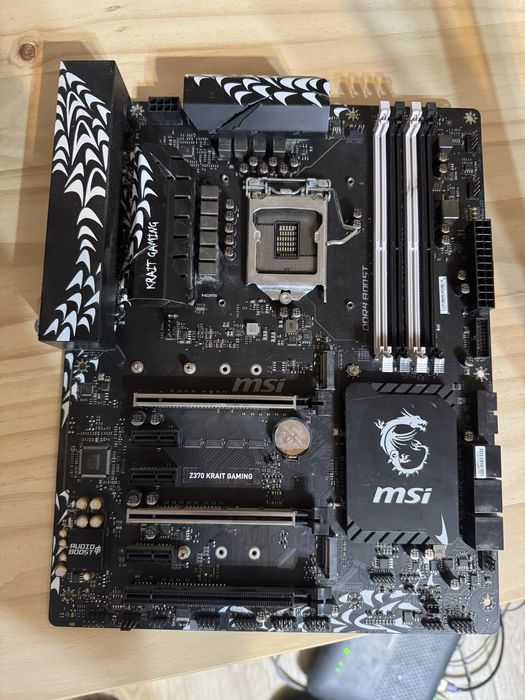 Placa de baza MSI z370 Krait Gaming + 8700k