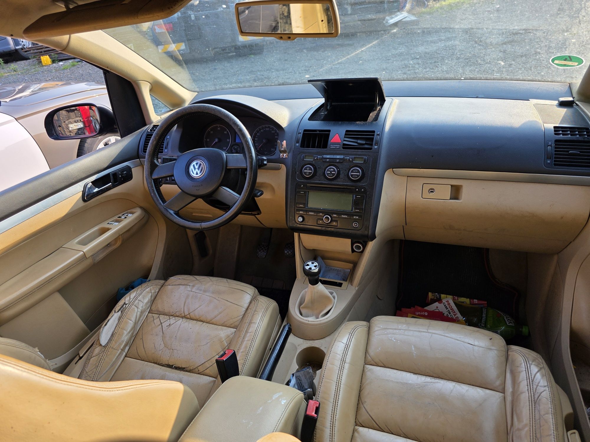 Dezmembrez Touran 2.0 AZV motor functional
