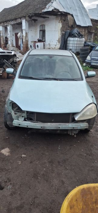 Dezmembrez opel corsa 1,2 benzină zabrani județul Arad