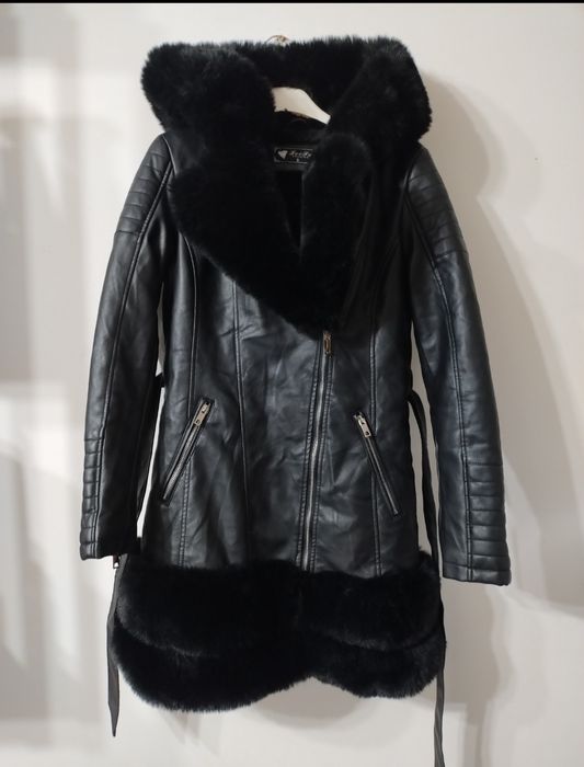 Pachet 2 buc Geaca si Vesta Blana Dama ...