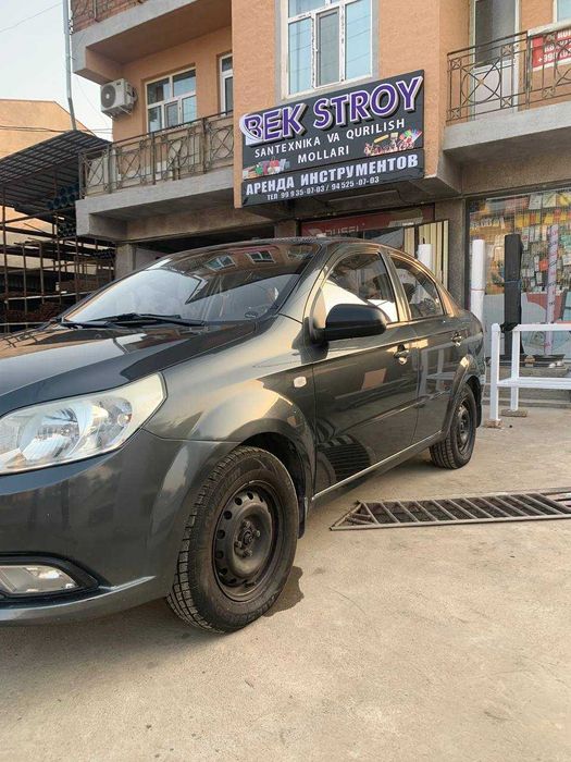 Nexia 3 Ravon. Naqdga sotiladi.