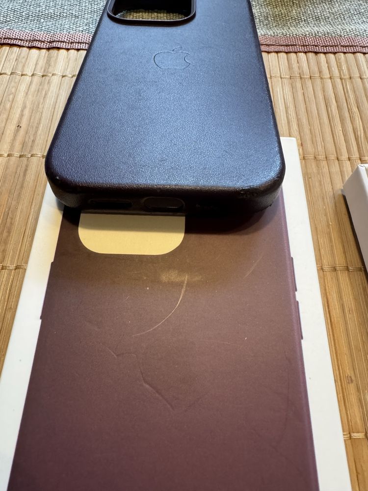 Предпазен кальф Apple Leather Case with MagSafe a iPhone 14 Pro, Ink