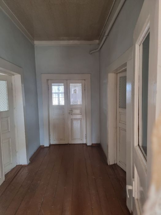 Феруза ,ТТЗ -2 м-в 6 сот 5 комн