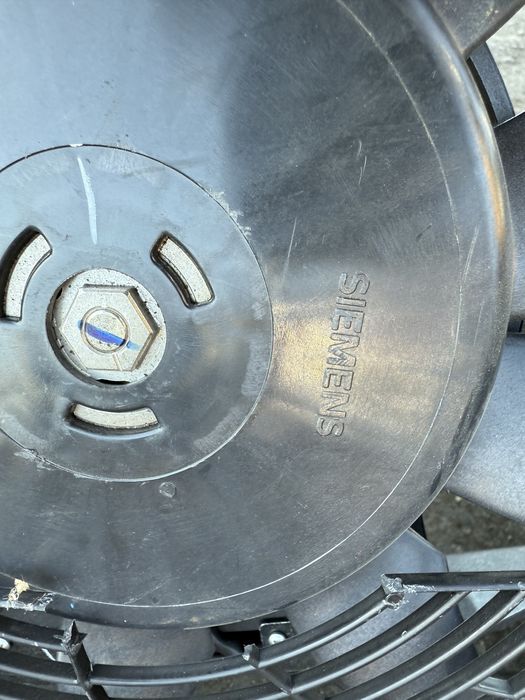 Перка климатик за BMW E39 4 pin Оригинал