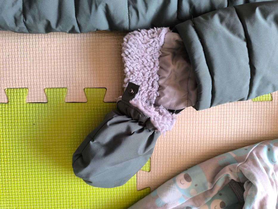 Бебешки зимен гащеризон и яке 74-86 см.