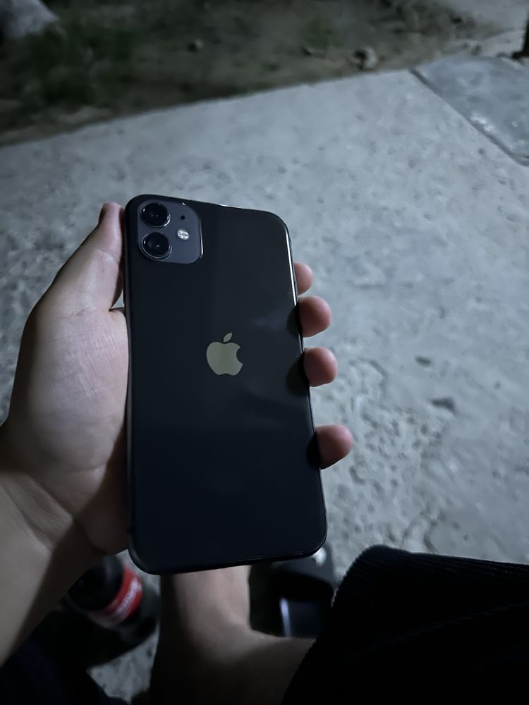 Iphone 11 black 64.