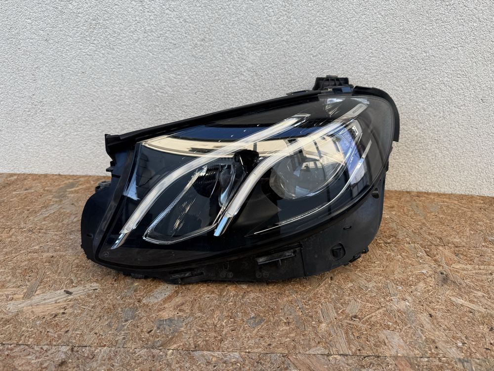 Far stanga Mercedes E Class LED High Performance Original Europa