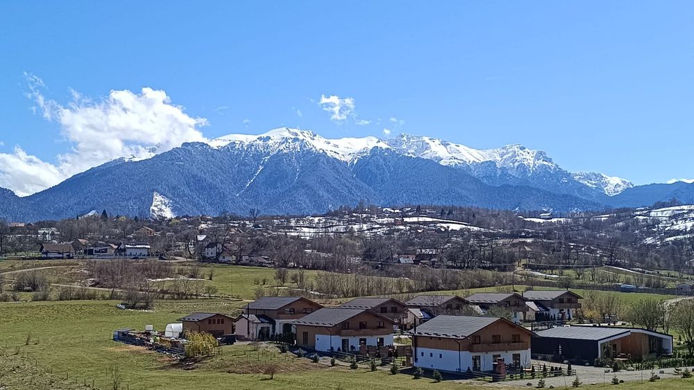 Vand Apartament 3 camere 105 mp utili cu 2 locuri parcare incluse, Pro