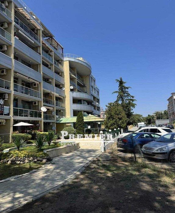 Продава се Двустаен апартамент в к.к. Слънчев бряг - 94 кв.м за 905 €/кв.м - Снимка #4